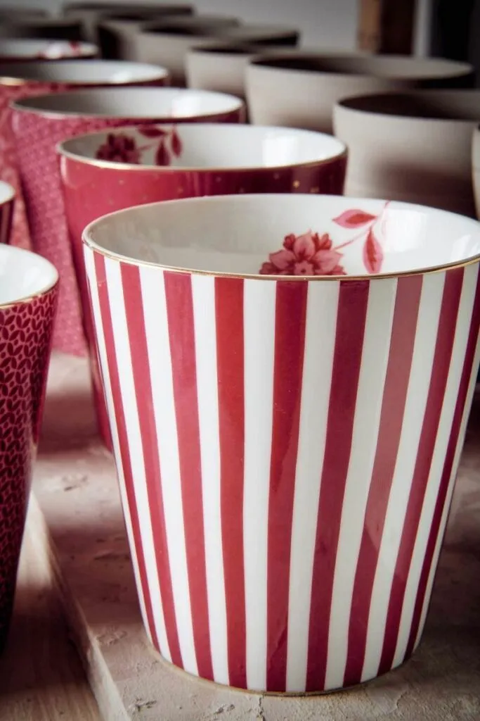 Taza Royal Stripes Rosa Oscuro «Pip Studio» - Imagen 5