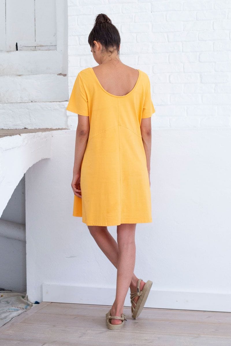 Vestido corto amarillo de algodón orgánico - Imagen 3
